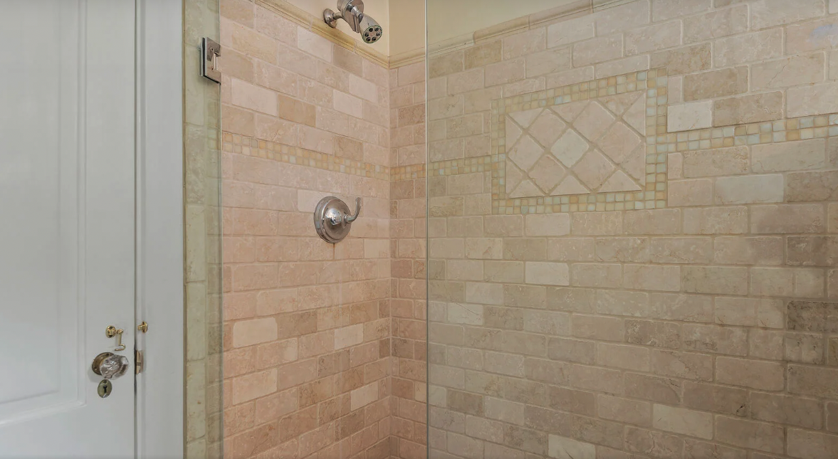 Jameson House - Image 15